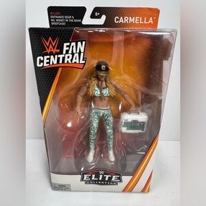 WWE Elite Collection Carmella Fan Central Money in the Bank Figure